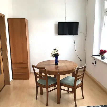 Meeraner Parkresidenz דירה